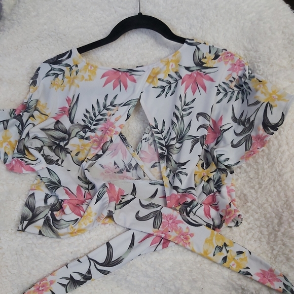 Cropped top - Picture 3 of 4